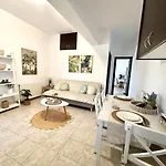 Andreana's House Rhodes 公寓 *