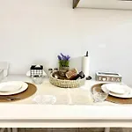 公寓 Andreana's House Rhodes *